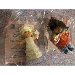 Lot of 2 Cabbage Patch Kids Mini Collectible Dolls Happy Meal Figurine Kids Coll
